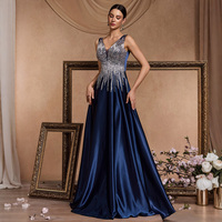 Robe de soirée trapèze en satin bleu marine, col en V, sans manches, avec franges perlées argentées, longueur ras du sol, pour bal de promo et galas