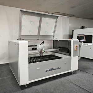 Machine laser combinée fibre et CO2 pour métal, bois, acrylique, cuir, caoutchouc - Prise en charge AI/BMP - Utilisation industrielle et publicitaire - Product Image 4