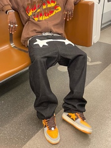 <span class=keywords><strong>Jeans</strong></span> con stampa stella nera uomo 2023 autunno Y2k Fashion Design Casual <span class=keywords><strong>vita</strong></span> <span class=keywords><strong>bassa</strong></span> <span class=keywords><strong>Jeans</strong></span> larghi dritti larghi pantaloni abbigliamento uomo - Product Image 4