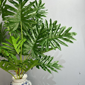 Plantes en pot Monstera Philodendron, décoration de jardin, décoration intérieure, vitrines, intérieurs de maison, plante artificielle en plastique souple - Product Image 2
