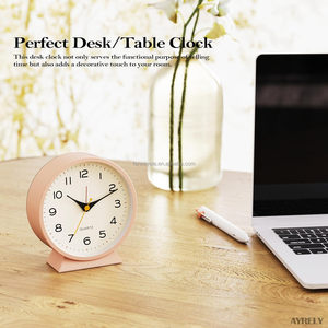 <span class=keywords><strong>Réveil</strong></span> analogique de 4,5 pouces, petite horloge de bureau rétro fonctionnant sur piles, horloge de table en métal silencieuse avec lumière pour la décoration du salon - Product Image 6