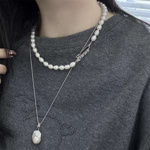 Collar de Perlas de Agua Dulce con Hebilla de Hueso de Serpiente de Diseño de Marca de Lujo de Zhizhen, Estilo Simple y Moderno - Product Image 2