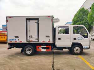 รถบรรทุกอาหารขนาดเล็กอเนกประสงค์ยี่ห้อญี่ปุ่น Isuzu: การกำจัดของเสียทางคลินิกและการขนส่งผัก/ผลไม้/ตู้เย็น - Product Image 5