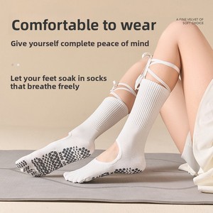 <span class=keywords><strong>Calze</strong></span> da yoga da <span class=keywords><strong>donna</strong></span> con cinturino sopra il ginocchio, estive, professionali, antiscivolo, a cinque dita, senza cuciture, per interni, per Pilates e danza - Product Image 3