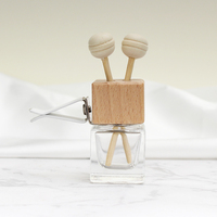 Bouteille en verre vide pour diffuseur de parfum de voiture, 8 ml, 10 ml, avec logo personnalisable, à suspendre, pour désodorisant de voiture, vente en gros