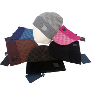 Gorro de Punto Cálido de Invierno 2026, con Bordado a Mano, Unisex, Tejido Personalizado, Circunferencia Ajustable, para Playa - Product Image 1