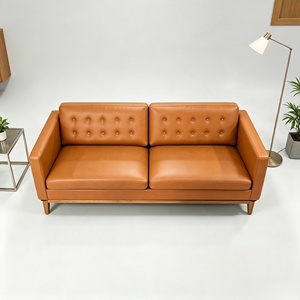 Sofás de Lujo para Sala de Estar, Sofá Moderno con Tapicería de Cuero y Patas de Madera, Juego de Muebles para Sala de Estar para Hotel o Villa - Product Image 3