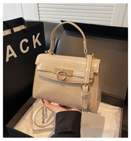 Sac à main en PU gaufré crocodile pour femme avec boucle à anneau métallique, poignée supérieure, sac bandoulière, petit sac à l'épaule pour usage quotidien et professionnel