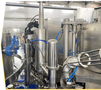 Machine de remplissage robuste pour jus gazeux industriels, station de mise en conserve de liquides haute précision avec interface PLC et contrôle numérique