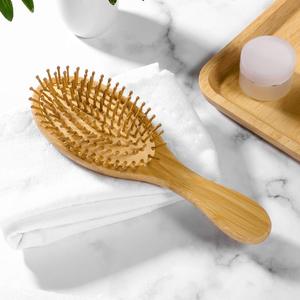 Brosse à cheveux en bambou biodégradable à long manche, élégante et confortable, pour masser le cuir chevelu et démêler les cheveux - Product Image 3