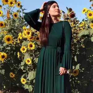 Güdü kuvvet müslüman kadın elbise malezya islam giysi koyu yeşil pilili etek asil ve mizaç uzun kollu Abaya