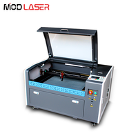 Machines de découpe laser/graveur laser Co2 avec refroidisseur intégré 6040 4040 80W 100W