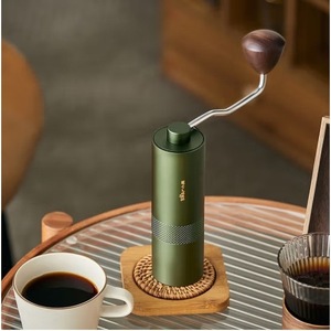 Molinillo de café manual Little Bear, de acero inoxidable, verde, portátil, para uso doméstico y de viaje. - Product Image 4