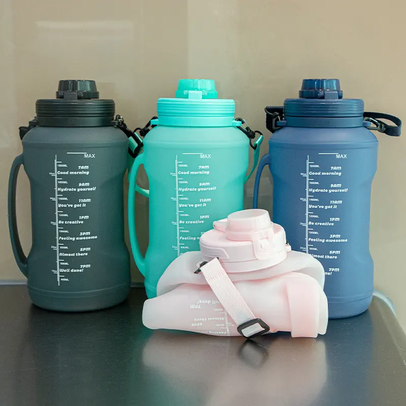 Wholesale BPA Free 2L Sport Gym Collapsible Drinking Foldable Silicone Travel Water Bottle With Straw