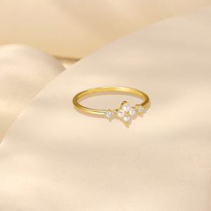Anillo CANNER de Plata de Ley 925 con Diseño Exquisito de Estrella y Luna, Elegante Anillo de Oro de 18K - Product Image 4