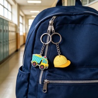 Porte-clés mousqueton en PVC étanche avec logo 3D personnalisé, style échantillons de véhicules de chantier, cadeau d'anniversaire, pour sacs de cadeaux de fête en gros