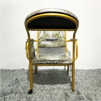 Vente en gros d'usine de chaises d'église empilables en métal pour culte musulman Chaises de prière pour mosquée avec roulettes Garde-corps amovible