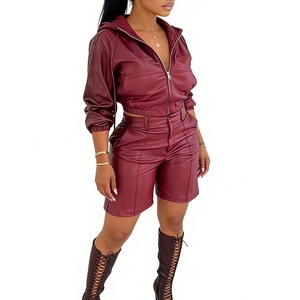 Nouvel ensemble 2 pièces en cuir PU pour femme : haut à capuche à manches longues et short court – Tendance - Product Image 2