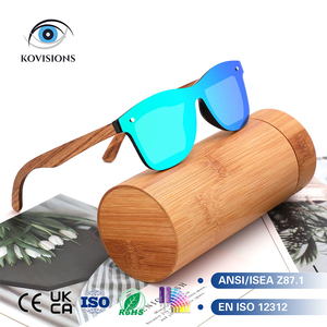 Lunettes <span class=keywords><strong>de</strong></span> soleil polarisées pour hommes avec logo personnalisé 2025 Cadre <span class=keywords><strong>en</strong></span> <span class=keywords><strong>bois</strong></span> <span class=keywords><strong>de</strong></span> bambou <span class=keywords><strong>de</strong></span> haute qualité <span class=keywords><strong>en</strong></span> noir, or ou vert - Product Image 1