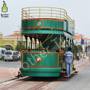Train énorme avec une grande capacité <span class=keywords><strong>de</strong></span> plus <span class=keywords><strong>de</strong></span> 60 sièges Tram électrique à deux étages Train touristique électrique sans rail Vente <span class=keywords><strong>de</strong></span> train routier - Product Image 2