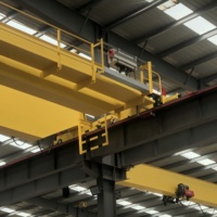 Grúa Puente de 360/80 Toneladas con Motor Controlado por PLC Tipo QD 350-450, Gancho de 28M de Envergadura y 32m de Altura de Elevación para Uso en Talleres