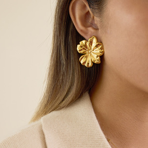 Pendientes de Flor con Cristales, Acero Inoxidable, Chapado en Oro, Joyería para Mujer, Accesorio de Moda - Product Image 2
