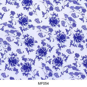 Película de Impresión por Transferencia de Agua PVA con Diseño Hidrográfico Negro de Alta Calidad para Decoración de Motocicletas - Product Image 5