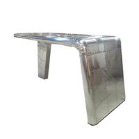 Bureau d'ordinateur industriel en aluminium de style aile d'avion pour cadre dirigeant