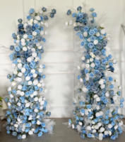 Vente en gros de piliers d'arc de fleurs artificielles réalistes pour toile de fond de mariage et décoration de photomaton, ornement de Noël et du nouvel an