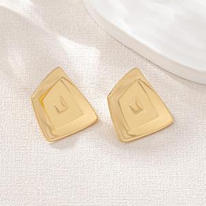 ต่างหูแฟชั่นรูปทรงเรขาคณิตจับจีบขอบแบบคนยุโรปอเมริกันของขวัญสุดพิเศษ - Product Image 3