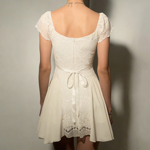 Robe mini chic sans col à bordure en dentelle, imprimé numérique uni, coupe trapèze évasée, flatteuse pour la silhouette, pour femme, idéale pour les soirées - Product Image 5