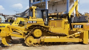 Bulldozer Caterpillar D7r (2023) 99% NUEVO, 90HP, Capacidad de Aplicación de Aserrín de 8.6m, Listo para Trabajar - Product Image 5