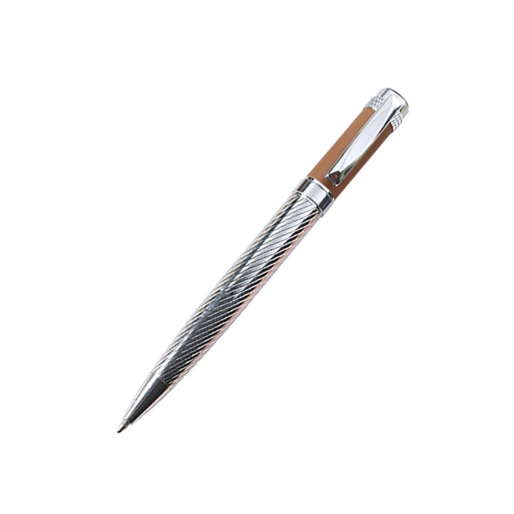 สีเงินสีน้ำตาล