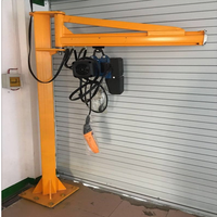 Grue à flèche rotative à 360 degrés montée sur pilier avec palan motorisé, capacité 20 tonnes, pour utilisation en construction et logistique extérieure