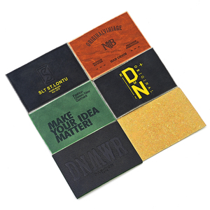 Sac personnalisé en relief Jeans Vêtements faux cuir logo étiquette patch personnalisé en cuir PU étiquette pour sacs vêtements jeans Vêtements - Product Image 4