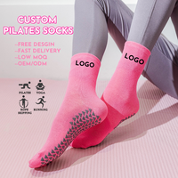 Chaussettes de Pilates personnalisées respirantes OEM, antidérapantes, à forte adhérence, en silicone antidérapant, chaussettes de Pilates personnalisées