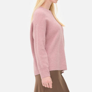 Suéter moderno de gran tamaño para mujer Silueta relajada Cómodo Capa suave Estilo diario de moda - Product Image 3