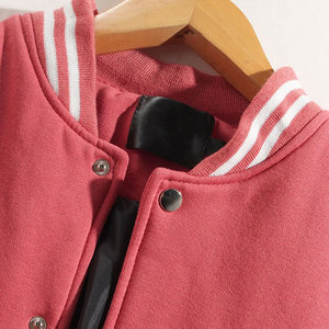 แจ็คเก็ตเลตเตอร์แมนคอตั้งดีไซน์ใหม่สำหรับผู้ชาย สีพื้น ผ้าวูลและผ้าทอ ระบายอากาศได้ดี อุ่นสบายสำหรับฤดูหนาว เหมาะสำหรับสตรีทแวร์ - Product Image 3