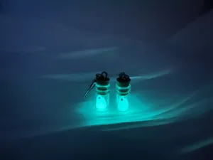 2024 fantôme en bouteille boucles d'oreilles brillent dans le noir fantôme boucles d'oreilles lumineuses Halloween bijoux pour femmes et filles - Product Image 5