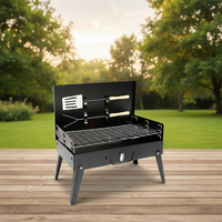 Barbecue pliant portable moderne de luxe en acier avec placage chromé et sécurité anti-flamme pour le camping en plein air