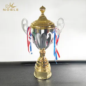कस्टम धातु ट्रॉफी कप पुरस्कार चीन में किए गए