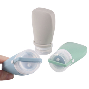 Juego de botellas de viaje de silicona premium aprobado por la TSA, juego de botellas de viaje de silicona portátiles recargables 4 en 1. - Product Image 2