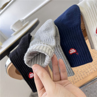Chaussettes décontractées unisexes brodées OEM en gros, chaussettes mi-mollet personnalisées avec logo, chaussettes de sport en coton tricoté pour hommes, usage quotidien