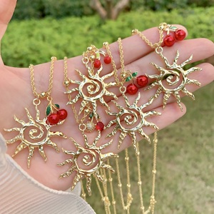 BD-B9341 Collares de Moda con Colgante de Rayos de Sol y Cereza, Joyería de Lujo en Oro, Collar de Moda de Gran Venta para Mujer, Uso Diario - Product Image 1