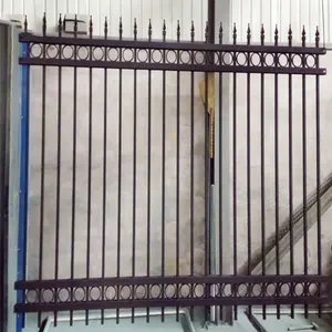 2023 yeni tasarım ucuz ferforje çit paneli alüminyum Metal Picket süs çit