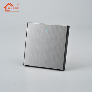 Diseño moderno 16A 250V UK interruptores y enchufe de acero inoxidable con certificado CE y <span class=keywords><strong>CUKA</strong></span> para interruptor eléctrico de luz de pared de la casa - Product Image 2