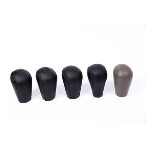Ricambi auto <span class=keywords><strong>e</strong></span> accessori in pelle pomos de palanca leva del cambio manuale per auto a 5 marce - Product Image 5