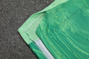Conjunto Completo de Portero Verde al por Mayor para Niños, Equipación de Fútbol Real <span class=keywords><strong>Madrid</strong></span> 2023/24, Azul, 2024 - Product Image 3