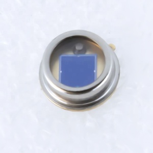 <span class=keywords><strong>Filtre</strong></span> passe-bande pour détecteur de diode <span class=keywords><strong>photo</strong></span> 810 nm <span class=keywords><strong>avec</strong></span> revêtement IAD/PVD, transmission >85% - Product Image 2