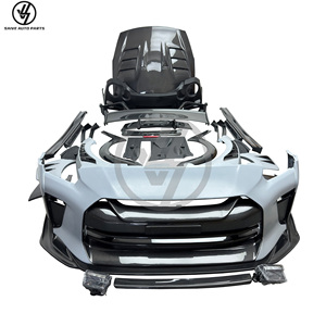 Kit carrosserie style Top Secret en fibre de carbone semi-brillante Carracing, comprenant pare-chocs, spoiler, capot et jupes latérales, avec pose sous vide pour R35 GTR - Product Image 1